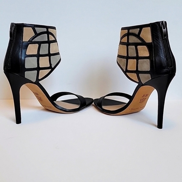 Via Spiga. Black Leather & Suede High Heels. 4" Stilleto. Sexy Heels. High Heels - Picture 4 of 4